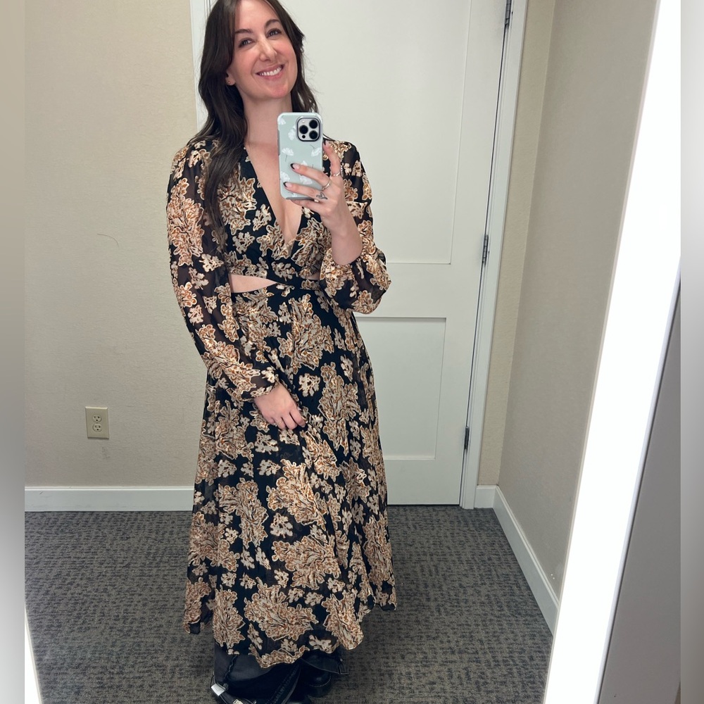 Gianni Bini Marisol Jacquard Cut Out Long Sleeved V Dress as - Picture 3 of 11